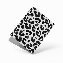 WHITE LEOPARD Macbook Case