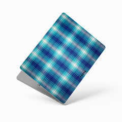 BLUE LAND Macbook Case