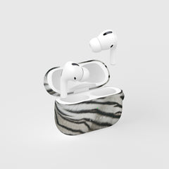 WHITE BEAUTY Airpods Case